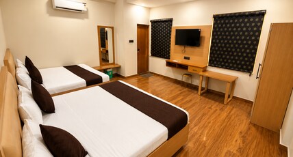 HOTEL PARAM INN Room Type - DELUXE FAMILY SUITE HOTEL PARAM INN Room Type - DELUXE FAMILY SUITE