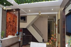 Hotel New Mayur Dhule