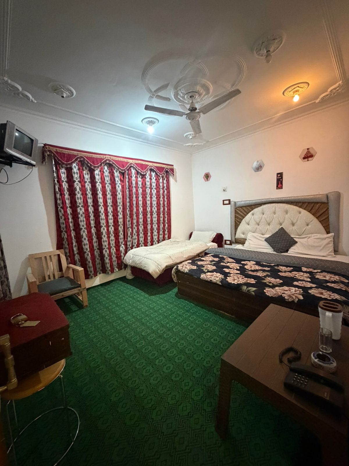 NEW HEAVEN CANAL GUEST HOUSE - Tap to explore photos