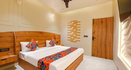 FabHotel Sweet Home Room Type - Deluxe Room