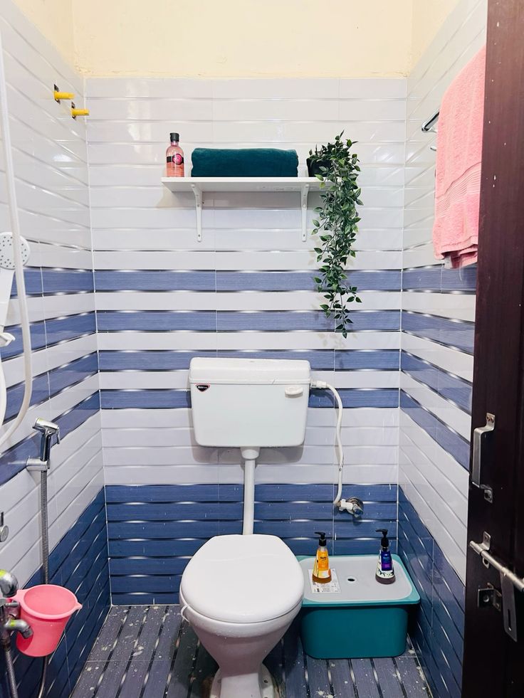 STAYVIA HOMESTAY - Tap to explore photos