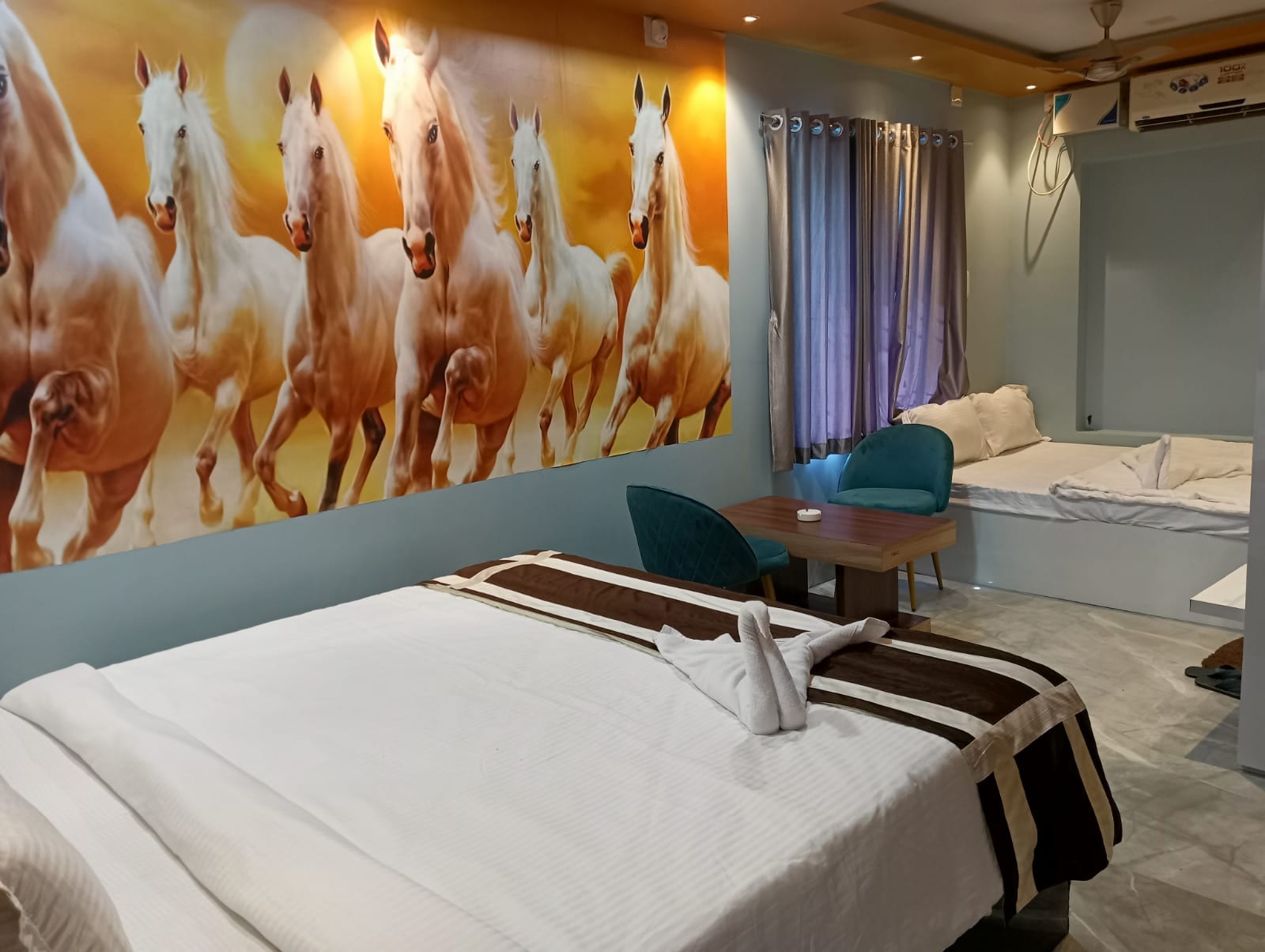 Hotel Panda Continental - Tap to explore photos