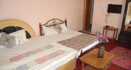 Johns Palace Room Type - Deluxe Room