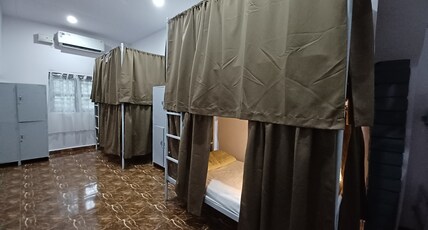 RAINBOW LINING HOSTELS PALOLEM Room Type - 10 Bed Mixed air-conditioned Dormitory