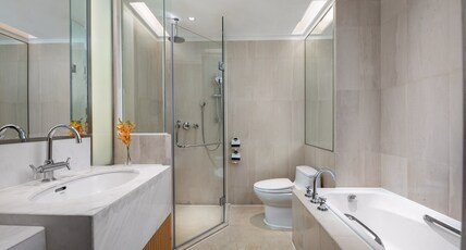 Crowne Plaza Shenzhen Futian Room Type - 1 King Standard Accessible