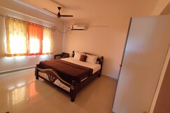 Paradise Homestay Guest House | Rooms & Caretaker