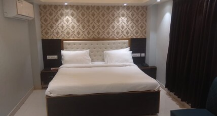 SVR HOTEL & BANQUET Room Type - STANDARD
