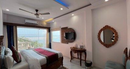 Hotel Shannti Inn Room Type - River View Suite