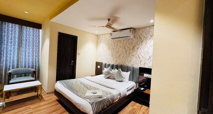 hotel shree palace Room Type - Superior Double Bed Room