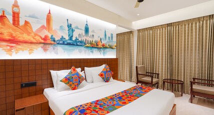 Oriva Tulips Inn and Suites Room Type - Deluxe Room