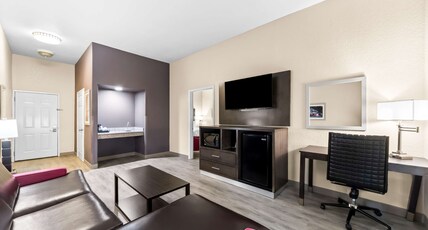 Best Western Boerne Inn & Suites Room Type - Accessible - Suite 1 King Bed, Mobility Accessible, Roll In Shower, Sofabed, Non-Smoking, Full Break Best Western Boerne Inn & Suites Room Type - Accessible - Suite 1 King Bed, Mobility Accessible, Roll In Shower, Sofabed, Non-Smoking, Full Break