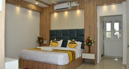 HOTEL KING PALACE Room Type - Superior Room