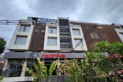 Hotel Radhika inn, Malegaon