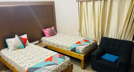 Villa8485 Airways Homestay Room Type - Twin Room