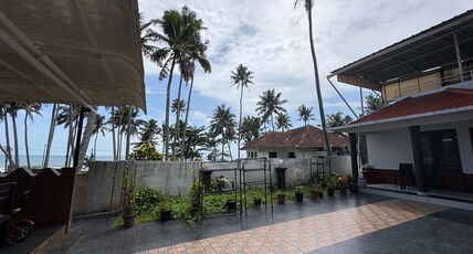 Sunset Ville Beach Resort Room Type - Deluxe room - Ground floor