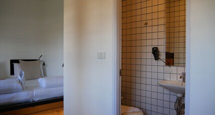 Book a Bed Poshtel Room Type - Triple Room with Bathroom