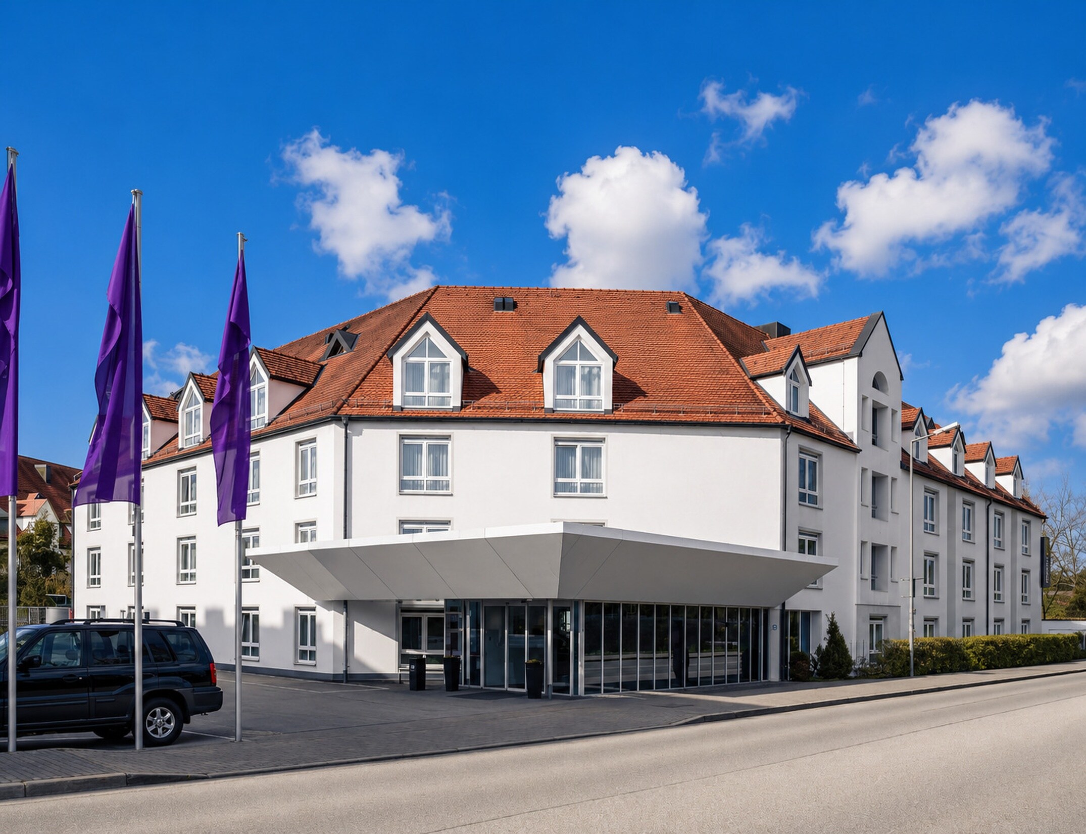 Sunday Hotel Mnchen Airport Freising - Tap to explore photos