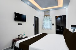 OYO 825109 Hotel O Karan Residency