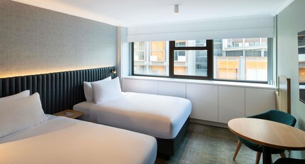 Novotel Sydney City Centre Room Type - Superior Twin Room