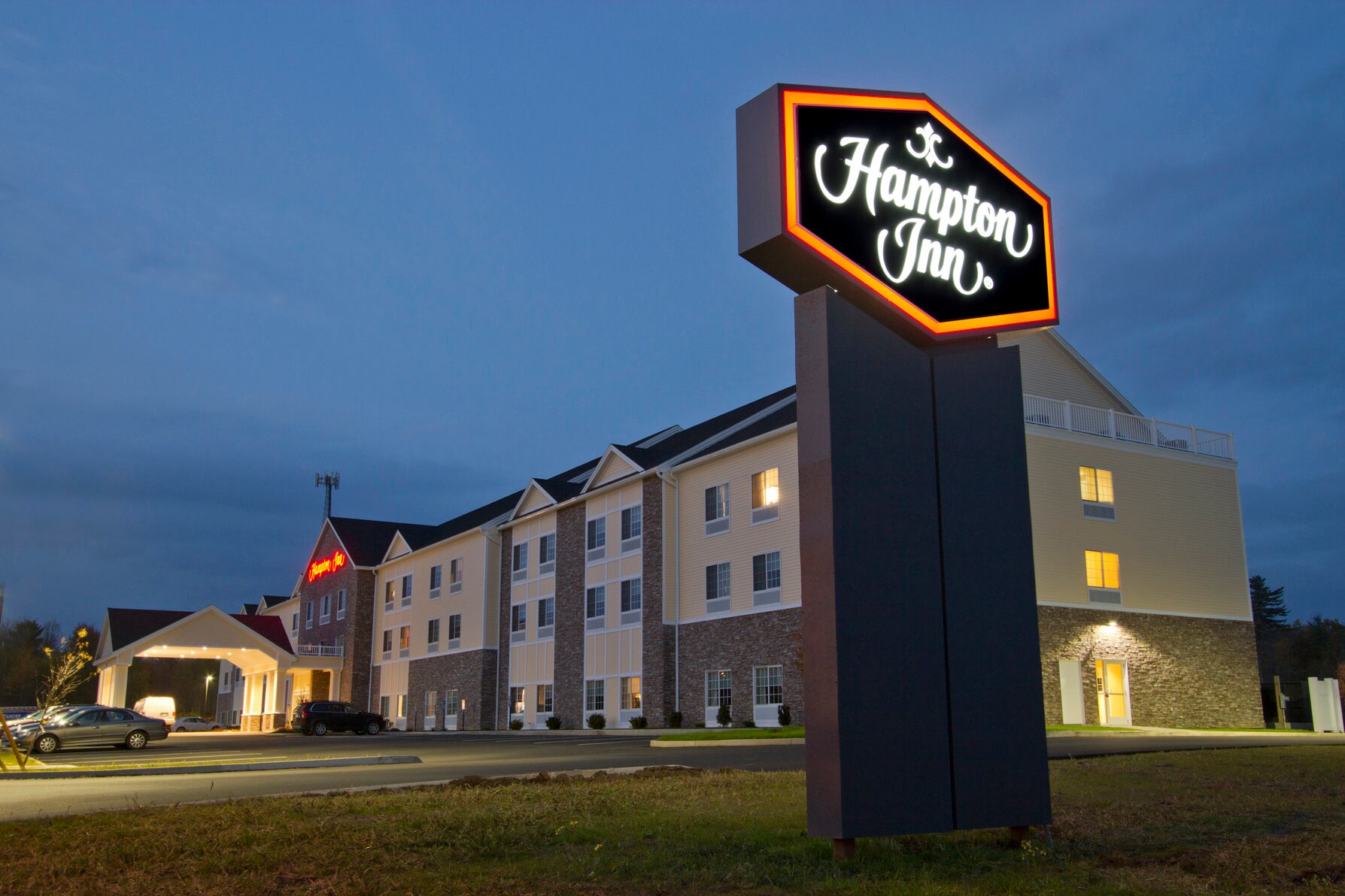 Hampton Inn Bangor - Tap to explore photos