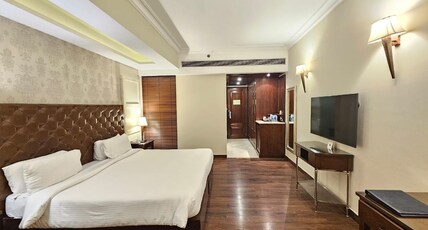 The Pllazio Hotel Room Type - Executive Room