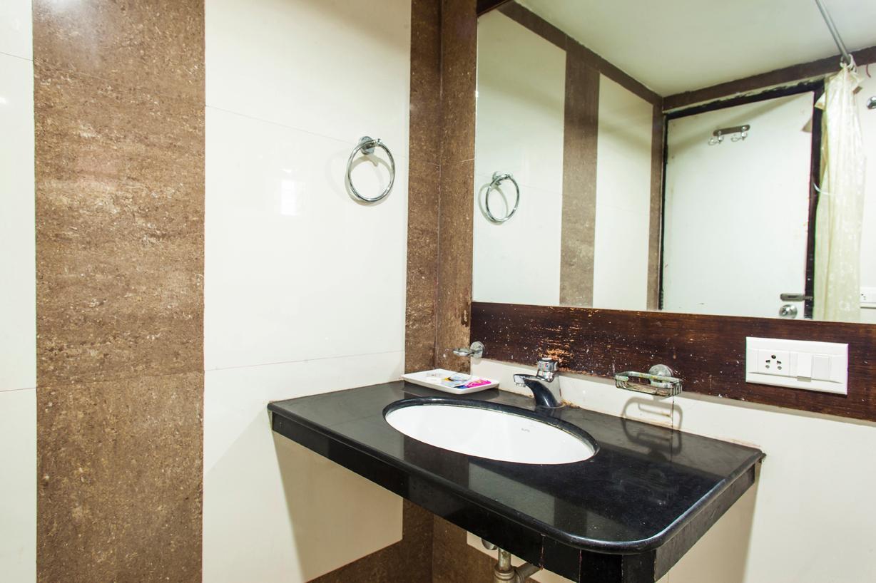 Hotel Vrindavan Regency - Tap to explore photos