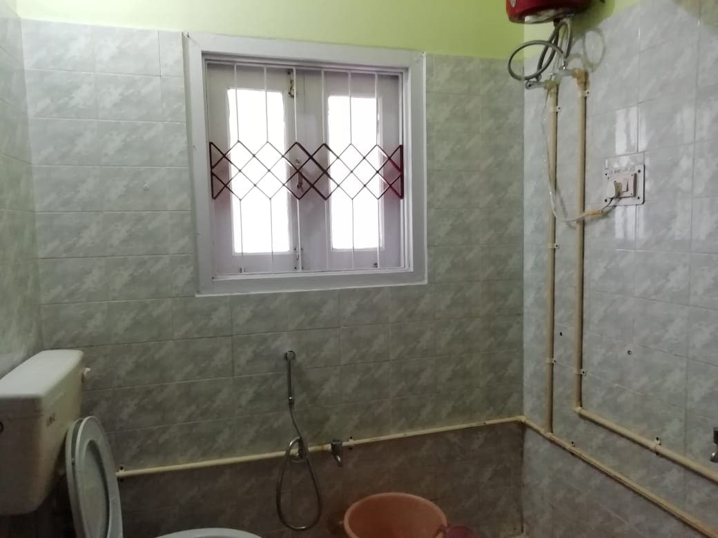 Five Pearls Homestay - Tap to explore photos