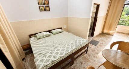 Anantam Stays Room Type - Deluxe Room