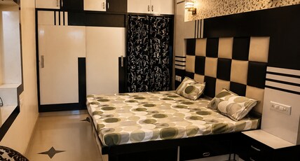 CHECKPOINT BACKPACKER Room Type - moonstone