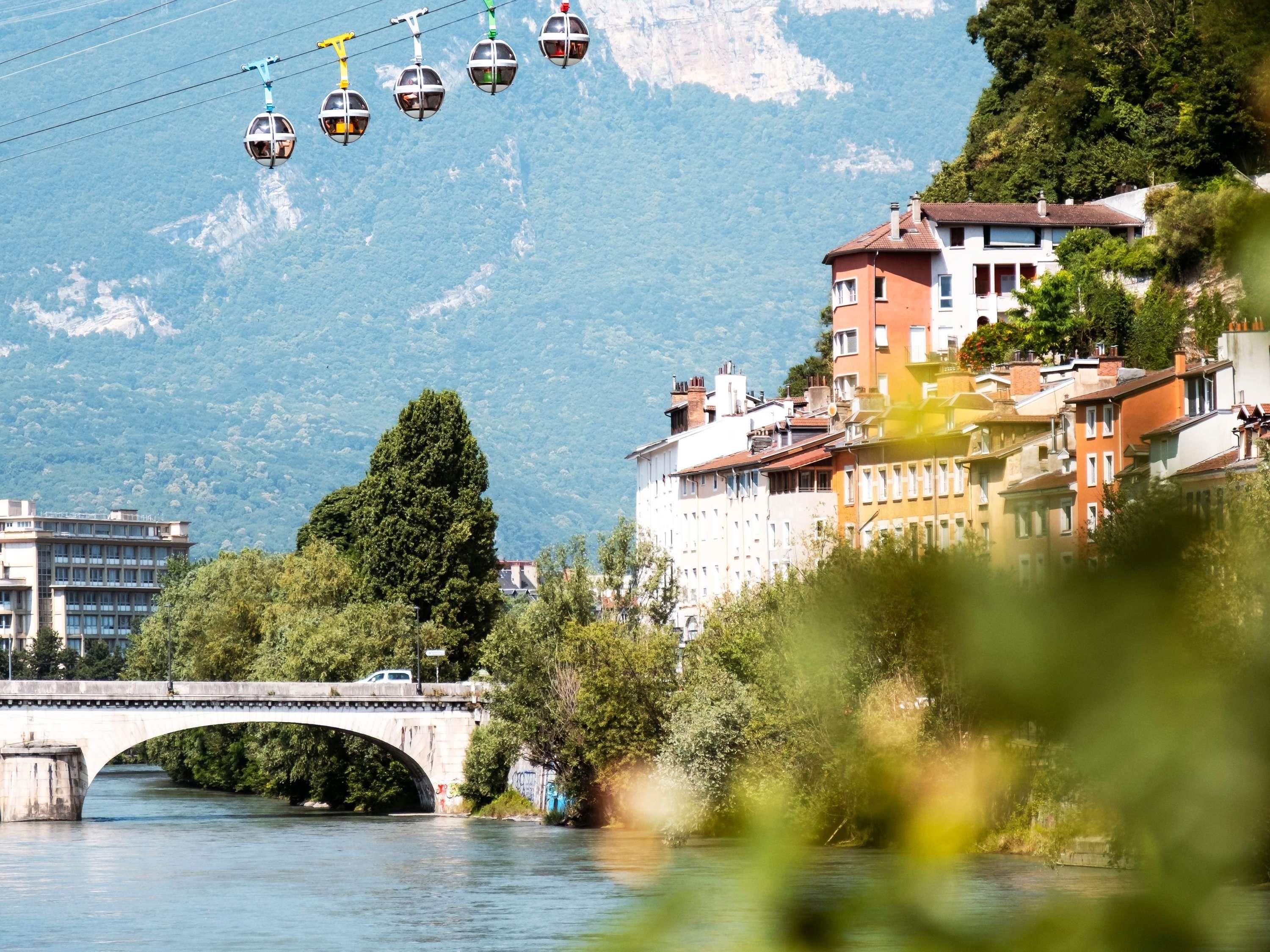 Mercure Grenoble Meylan - Tap to explore photos