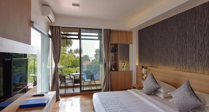 Arena Beach Hotel Room Type - Deluxe Double Room with Balcony and Island View