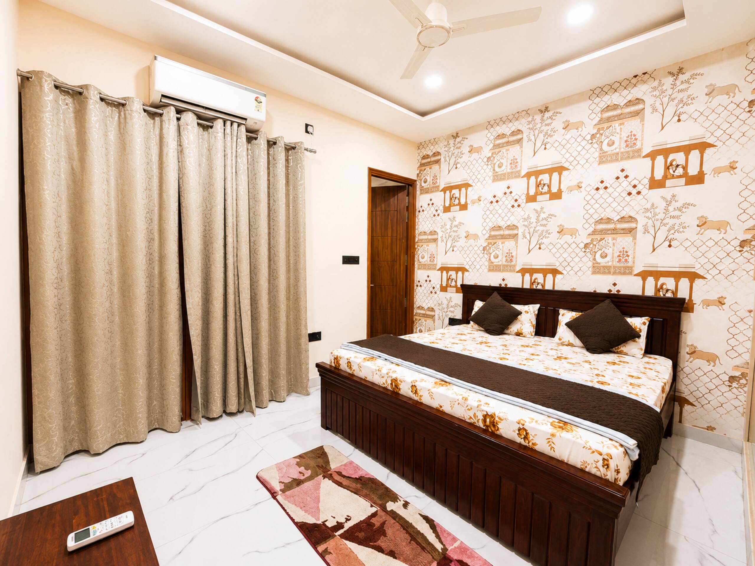 BRAJ Vrindavan Stay| UG - 2BHK by Homeyhuts - Tap to explore photos