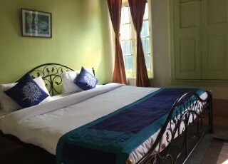 SHOVASHRAY GUEST HOUSE Room Type - Super Deluxe AC