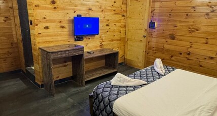 OZIBA Beach Resort Room Type - Wooden Cottages