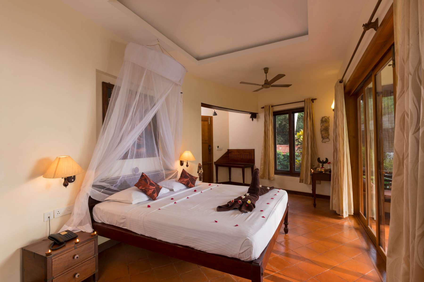 Ananda Lakshmi Ayurveda Retreat - Tap to explore photos