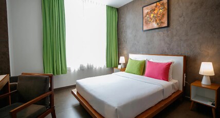 G8 Center Hotel Saigon Room Type - Superior City Vew