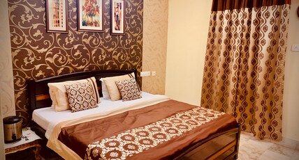 RAJESHWARI RESORTS Room Type - Standard Room
