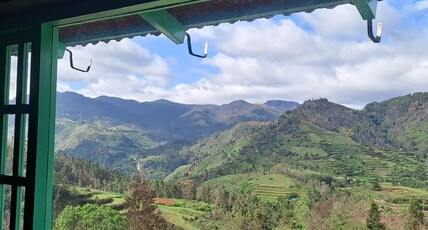 The kanagambara Room Type - Valley view