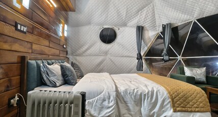HE KAMCHA GEODESIC DOME AND HOMESTA Room Type - The Kamcha Luxury Geodesic Dome 