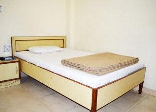 Hotel Devansh Room Type - Super Deluxe