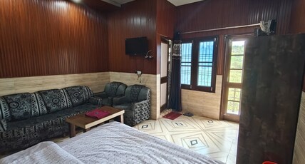 BLUE STAR GUEST HOUSE & RESTURANT Room Type - Double Bed Non AC Room
