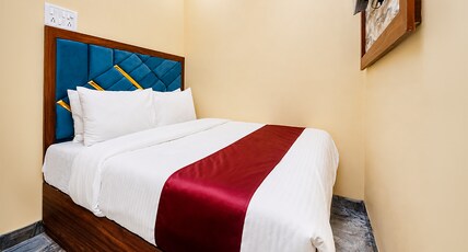 FabHotel Aai Om Residency Room Type - Deluxe Room