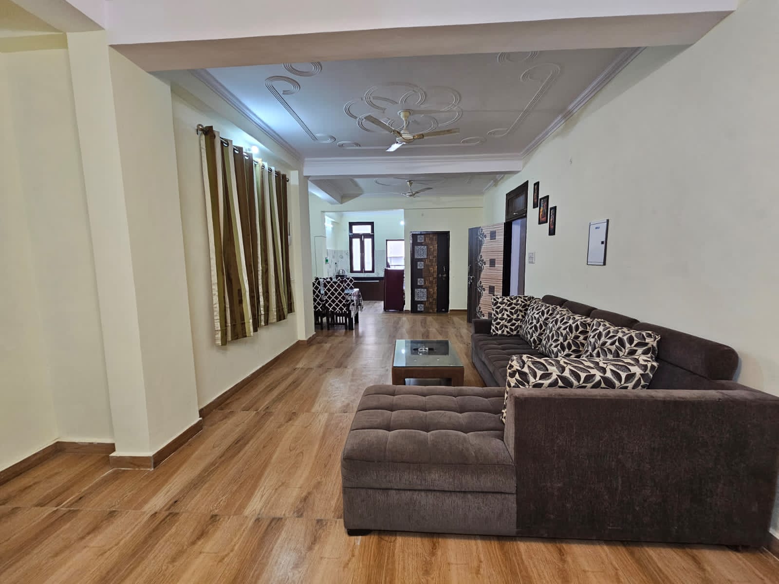 LKO9BHK(L201,L401&R402) in Krishna Nagar Lucknow - Tap to explore photos