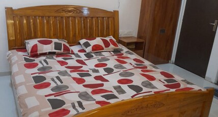 Classic Room on Wardha Rd for Relaxing Stay Room Type - Classic Single Room