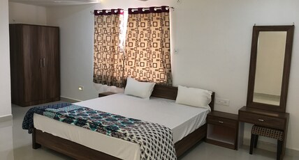 Hotel Kailash Sarovar Room Type - Deluxe Room