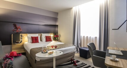 Novotel Nice Centre Vieux Nice Room Type - Executive Room, 1 Double Bed Novotel Nice Centre Vieux Nice Room Type - Executive Room, 1 Double Bed