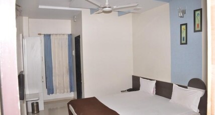 Hotel Dev Palace Lodging Room Type - Non Ac
