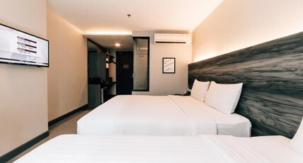 Spenza Hotel Room Type - Deluxe Triple Room (Non - Smoking)
