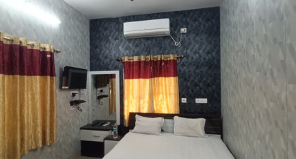 Gangasagar Das Guest House Room Type - Deluxe Double Bed Room