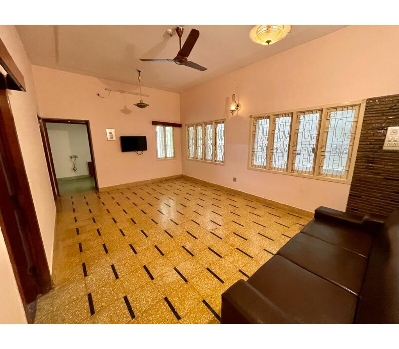 Prince Homestay - Tap to explore photos